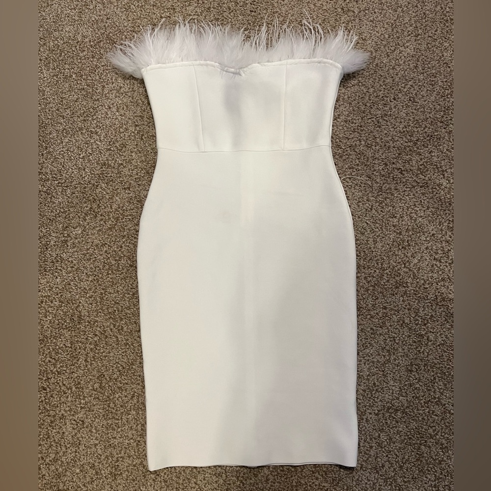 Feather strapless bodycon dress